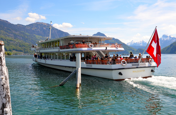 Swiss Premium Tour With Lake Cruise